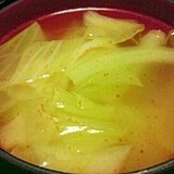 超簡単☆キャベツのトムヤムスープ